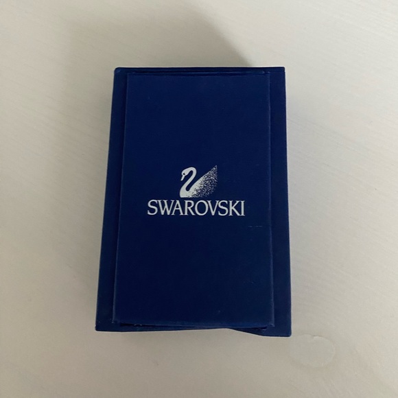 Swarovski Necklace - Picture 3 of 3